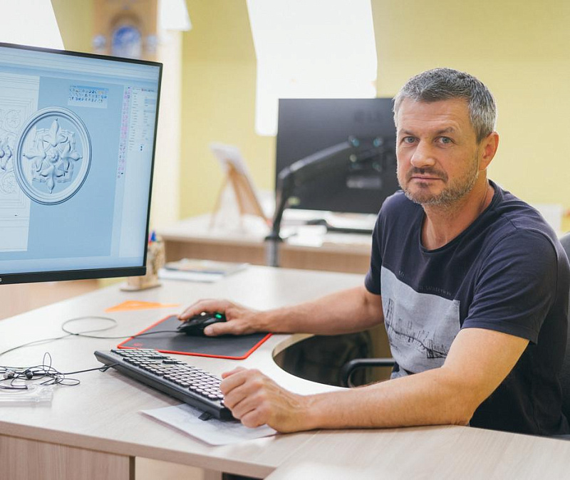 Александр Уткин