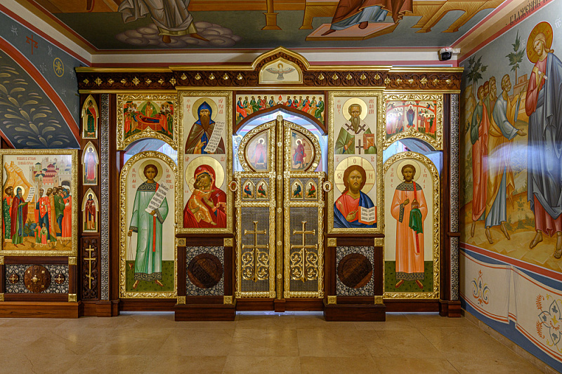 Иконостас придела св. Кирилла и Мефодия