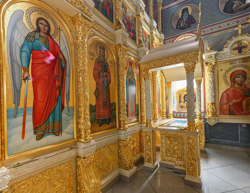 Сень Собора Святителей Кирилла и Лаврентия Туровских