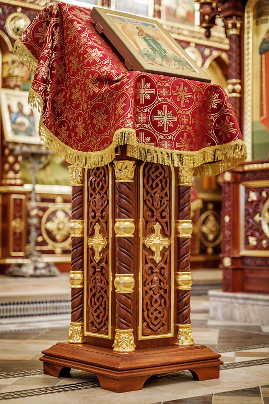 Аналои придела Иоанна Предтечи Всехсвятского храма