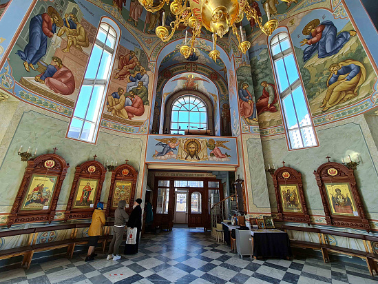 25 лет храму, 15 лет – иконостасу и дружбе. Палех и Набережные Челны.