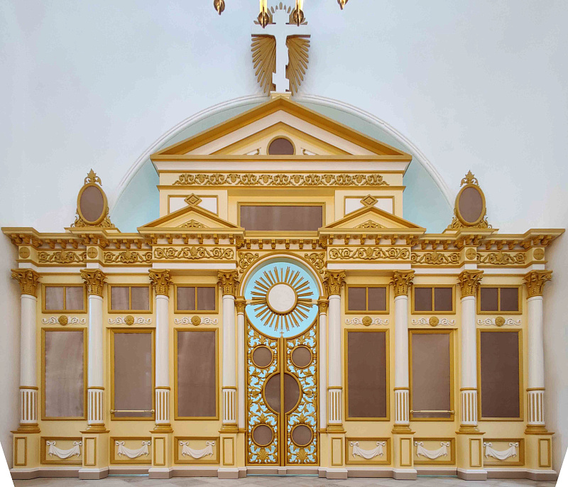 Иконостас храма Святой Троицы