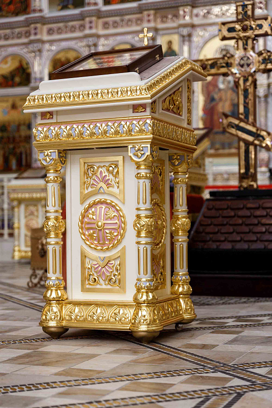 Аналои Центрального придела Всехсвятского храма